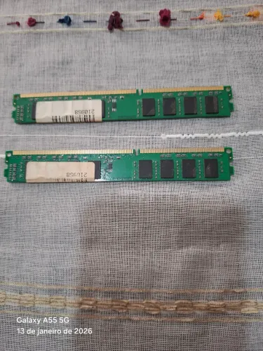 2 pentes de Memória Elpida 4gb,2 pentes memória notebook 2gb pc6400.