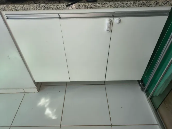 VENDO ARMÁRIO DE PIA