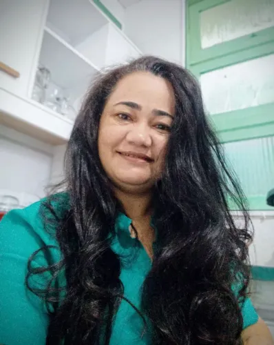 Cuidadora de idoso e acompanhante hospitalar