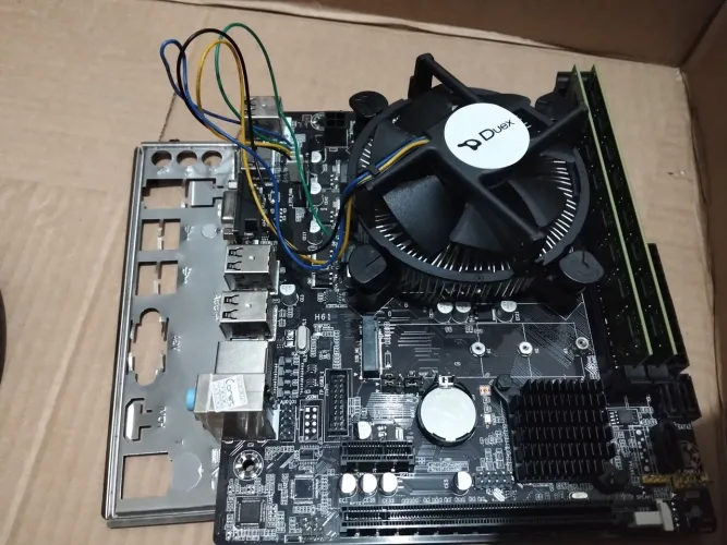 Placa mãe, DDR3 2x8 dual Channel, e processador