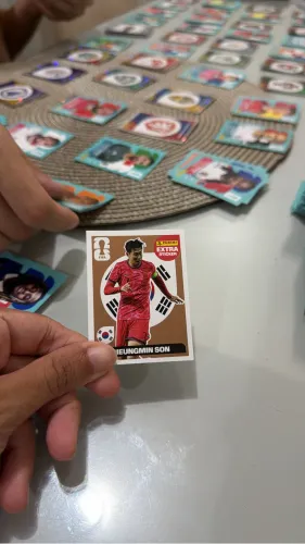 FIGURINHA LEGEND - jogador SON - BRONZE (copa 2026)