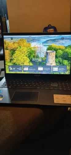ASUS VivoBook E510 - Celeron N4500 - 4GB RAM - 116GB