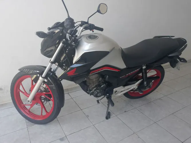 Honda CG Titan 160 único dono .