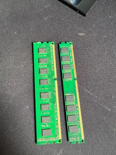 2x4 MEMÓRIA RAM DDR3 1333mhz