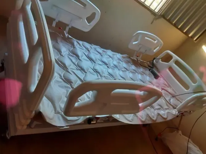Cama hospitalar