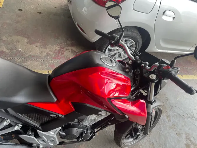 Honda CB Twister 300f