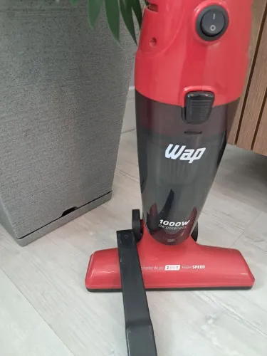 Aspirador vertical WAP 1000w 2 em 1