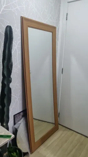 Espelho de corpo inteiro, com moldura 1,77 x 0,74
