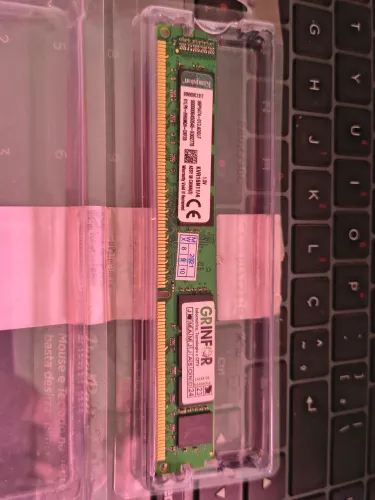 Memória 4 gigas DDR3 1600 frequência
