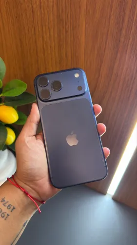 iPhone 17 PRO MAX 256GB Seminovo