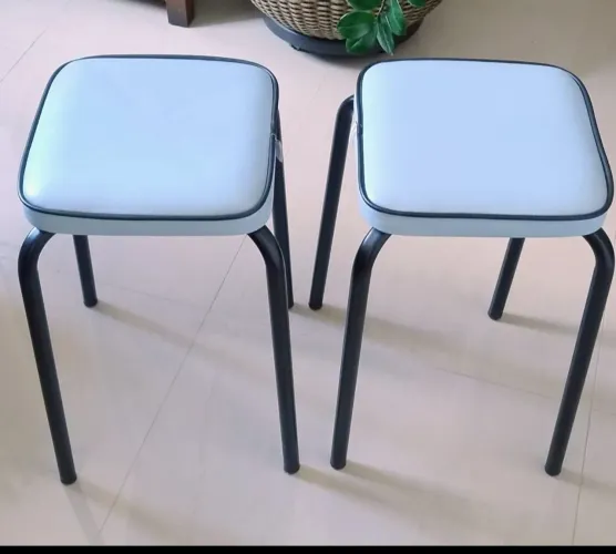Banco baixo retro - dois