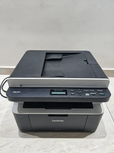 Impressora multifuncional Brother DCP-1617NW a laser monocromática 