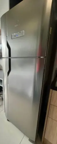 GELADEIRA ELETROLUX MODELO LUXO INOX 375 L