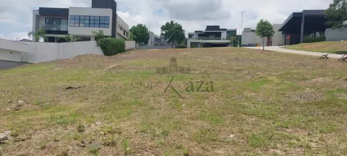 Terreno em Condomínio - Urbanova - Condomínio Colinas Paratehy Norte - 600m².