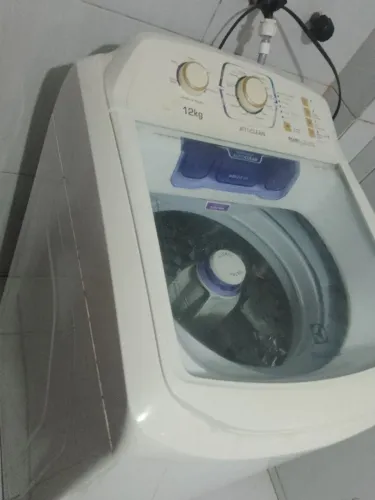 Máquina de lavar Eletrolux 12 kg