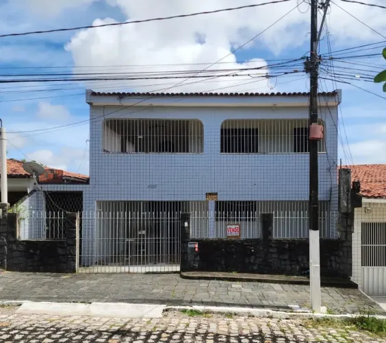 Casa com 4 quartos em Neópolis - Natal - RN