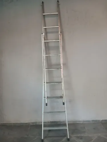 Escada alumínio 