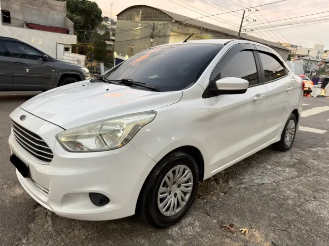 Ford KA+ Sedan 1.5 16V Flex 4P 2015
