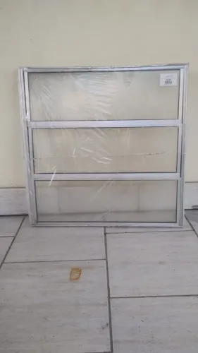 janela alumínio 60X60