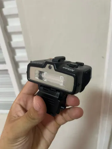 flash Nikon Speedlight SB-200