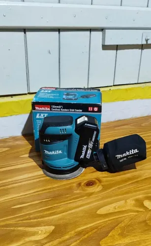 Lixadeira com bateria Roto Orbital Makita 18V LXT