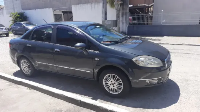Fiat Linea 1.9/ HLX 1.9/1.8 Flex Dualogic 4P 2011