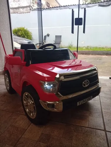 Carro elétrico infantil 