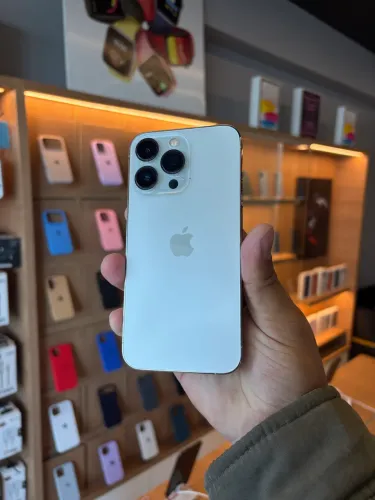 IPhone 13 Pro branco lindo 128gb