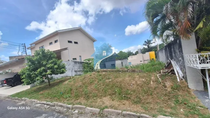 Lote no Condomínio Parque Aripuanã - Dom Pedro
