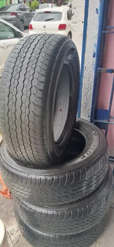 vendo 04 pneus de HILUX sme novos automóveis