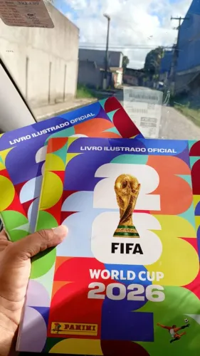 Álbum copa e Pc figurinha