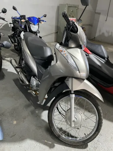 Honda Biz 110 2024 ( shalom veículos )