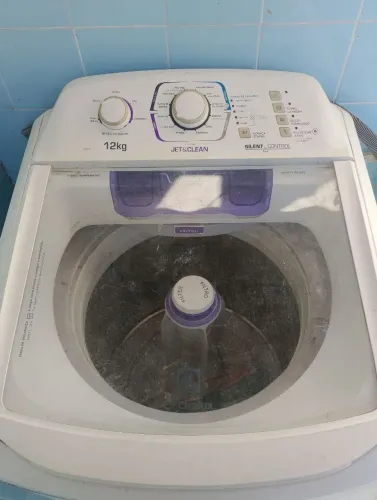 MAQUINA DE LAVAR CONSUL COM DEFEITO NÃO CENTRIFUGA