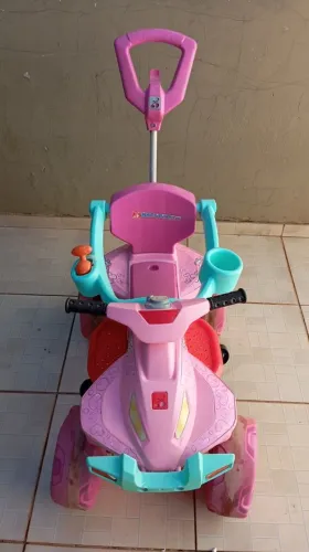 Carrinho de passeio para criança 