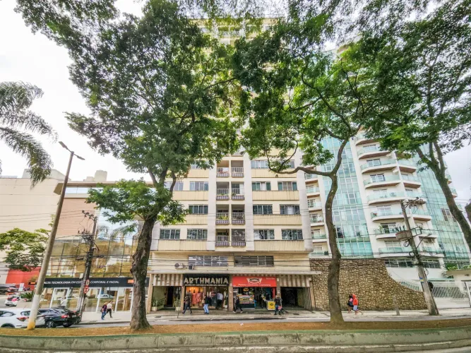 3 quartos na Av. Barão do Rio Branco no Centro e com vaga para locação
