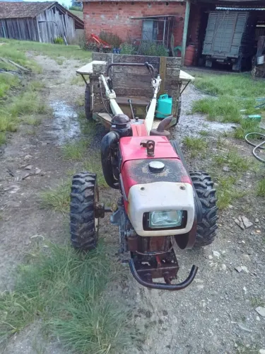 Micro trator yamar com carreta traçada