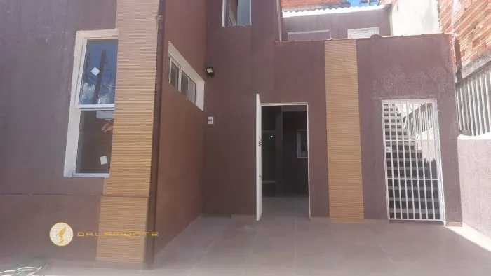 Casa com 3 Quarto(s) e 1 banheiro(s) para Alugar, 50 m² por R$ 3300 / Mês