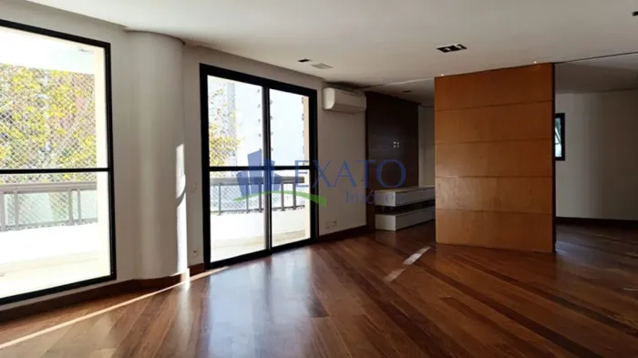Lindo Apartamento Duplex para locação em Moema - 199m² - 3 Suítes - 3 Vagas - For de Rota