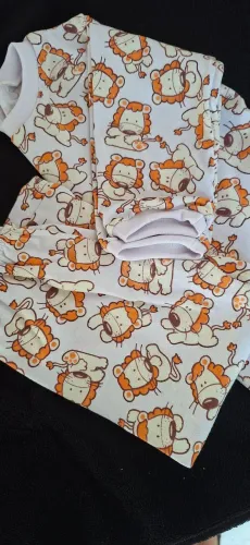 KIT PIJAMA INFANTIL CHAMAR WHATSAPP * POR FAVOR NESAE KIT VAI 4 CALÇA 4 CASACO