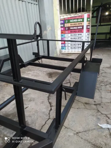 Fazemos chassi de carretinha do jeito que está aí na foto por r$ 1.300 