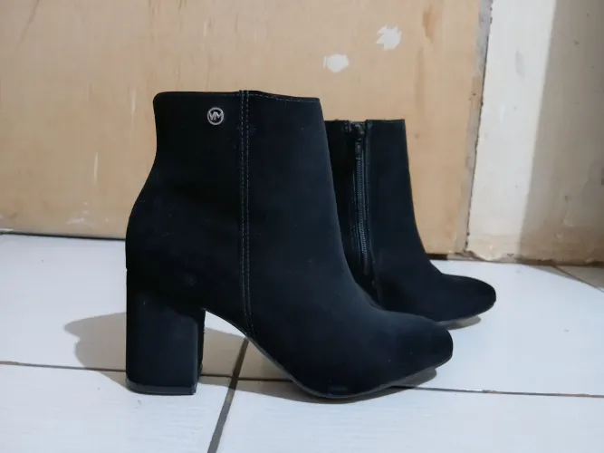 Bota cano curto