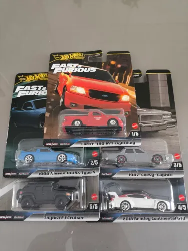 SET HOT WEELS 5 UNIDADES VELOZES E FURIOSOS NOVO LACRADO
