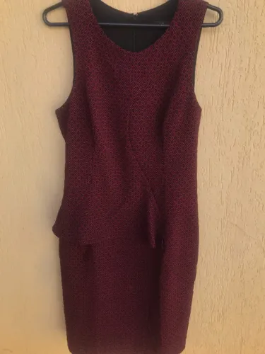 Vestido Peplum Preto E Vinho Da Marca Tvz