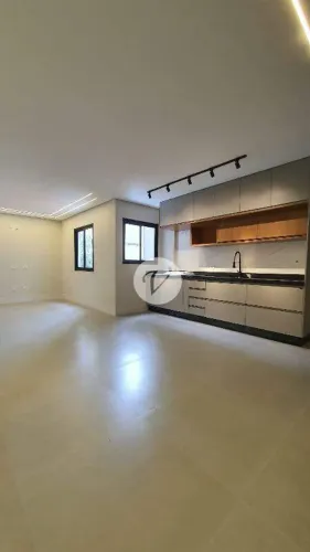 Cobertura Nova de Alto Padrão para Locação no Bairro Jardim 174 m², Quintal Privativo e Á