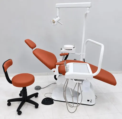 Cadeira Odontológica Remanufaturada Completa + Mocho | Garantia 6 Meses