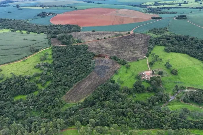 Fazenda à Venda 16,33 hectares | Alto Potencial Produtivo | Araxá/MG