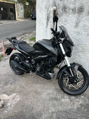 Bajaj dominar 400 preta - novíssima