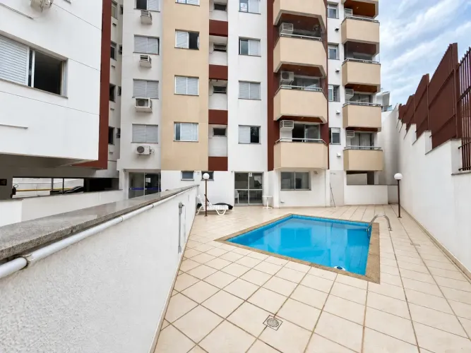 Imóvel para venda possui 90 metros quadrados com 3 quartos em Trindade - Florianópolis - S
