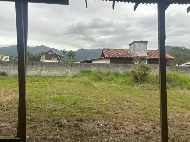 TERRENO EM SANTO AMARO DA IMPERATRIZ IMPERDÍVEL