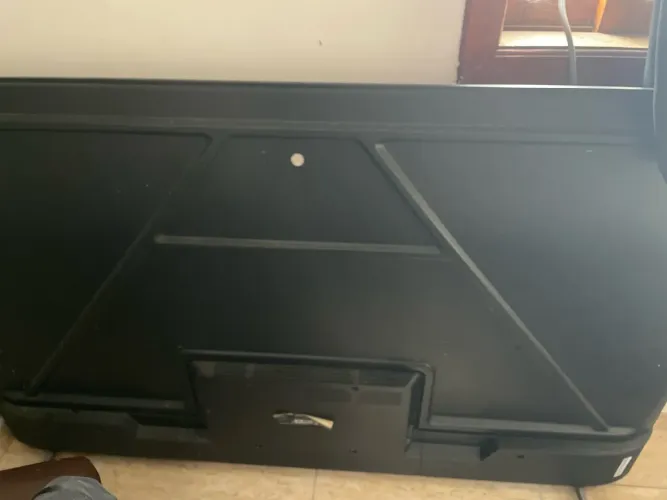 Tv TCL 65? para retirada de peça